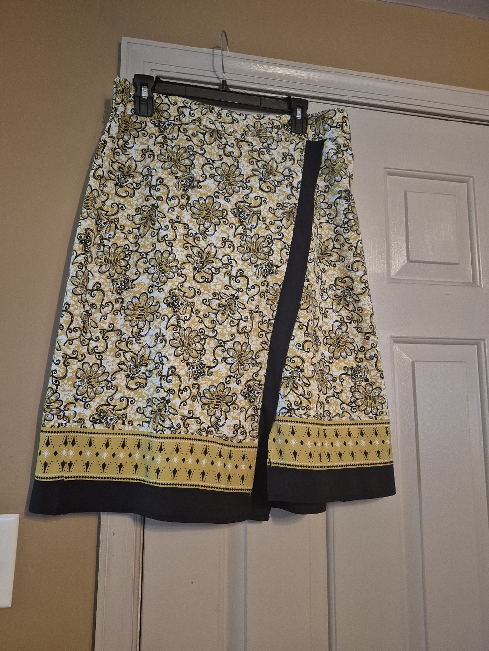 Women's Floral Border Faux Wrap Skirt - Yellow & Black